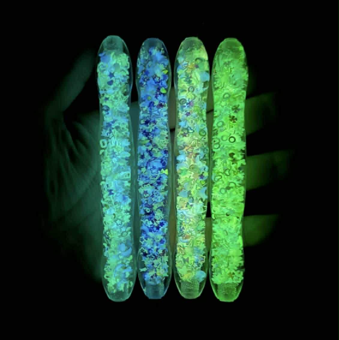 Ergonomischer Neon Painting-Stift aus Resin *Sterne & Glitzer* Nachtleuchtend/ Glow in the dark